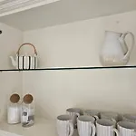 Fiain Retreat, Luxury, Fire Place, Sun *