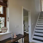 Ferienhaus Fiain Retreat, Luxury, Fire Place, Sun