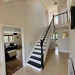 Fiain Retreat, Luxury, Fire Place, Sun *