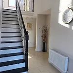 Ferienhaus Fiain Retreat, Luxury, Fire Place, Sun