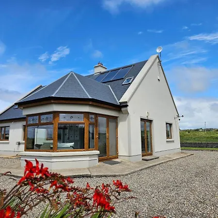 Nyaraló Fiain Retreat, Luxury, Fire Place, Sun Miltown Malbay