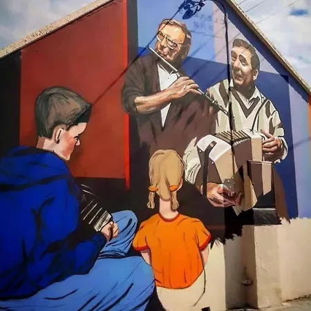 Fiain Retreat, Luxury, Fire Place, Sun Miltown Malbay