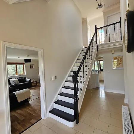 Fiain Retreat, Luxury, Fire Place, Sun *