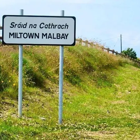 Ferienhaus Fiain Retreat, Luxury, Fire Place, Sun