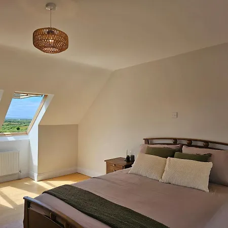 Fiain Retreat, Luxury, Fire Place, Sun