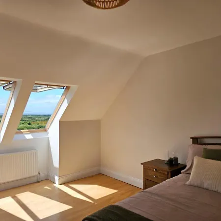 Fiain Retreat, Luxury, Fire Place, Sun Ferienhaus