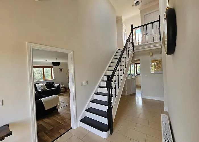 Fiain Retreat, Luxury, Fire Place, Sun *