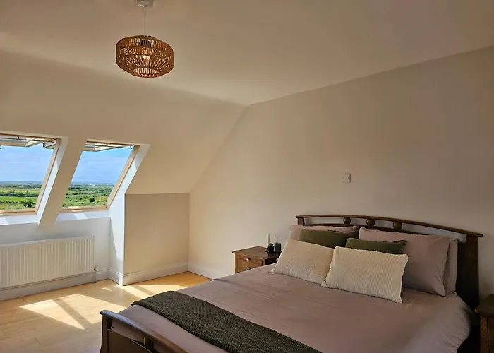 Fiain Retreat, Luxury, Fire Place, Sun