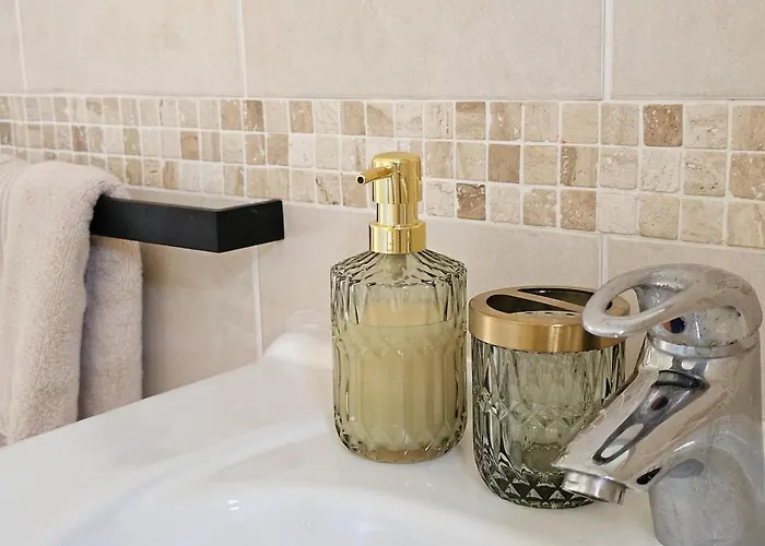 Fiain Retreat, Luxury, Fire Place, Sun 度假居