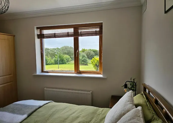 Fiain Retreat, Luxury, Fire Place, Sun *