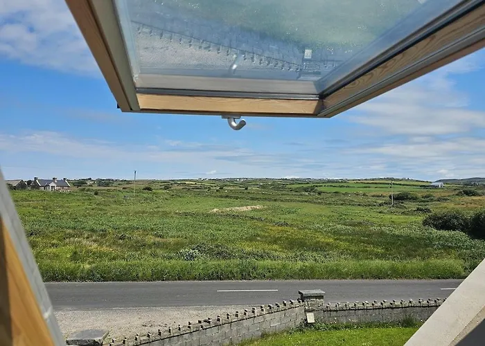 Fiain Retreat, Luxury, Fire Place, Sun 度假居 *