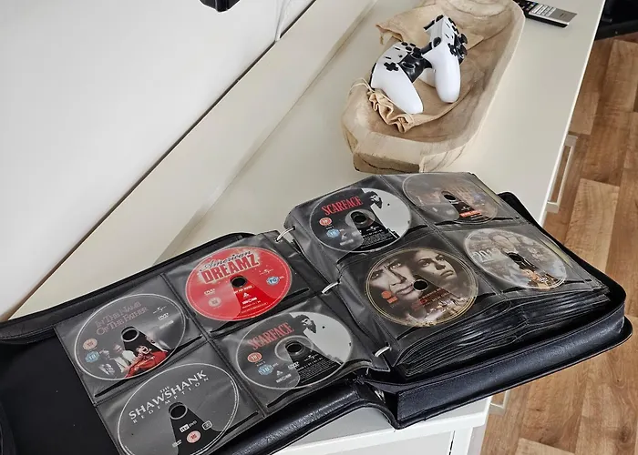 Fiain Retreat, Luxury, Fire Place, Sun