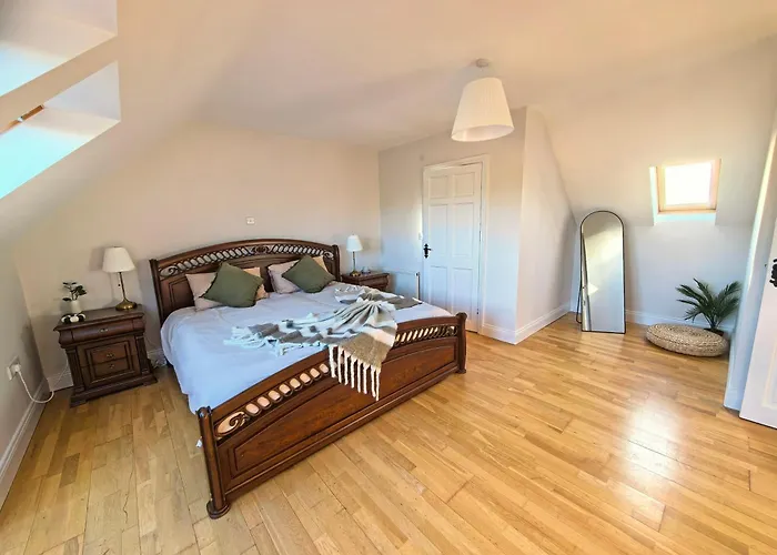 Fiain Retreat, Luxury, Fire Place, Sun 度假居