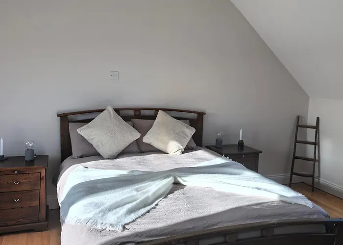 Fiain Retreat, Luxury, Fire Place, Sun 米尔敦马尔贝